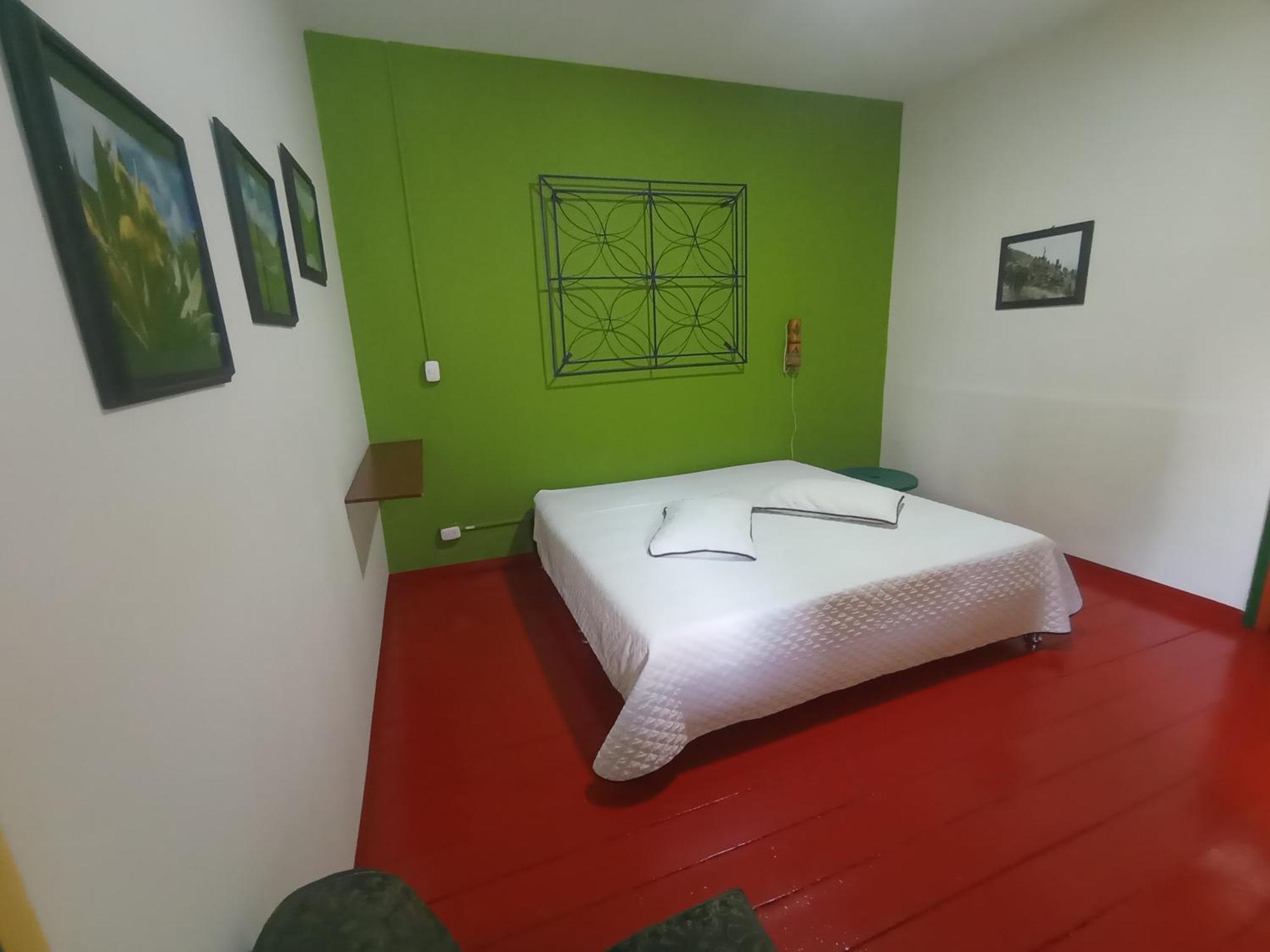 A Pousada Golden Frog Manizales Exterior foto
